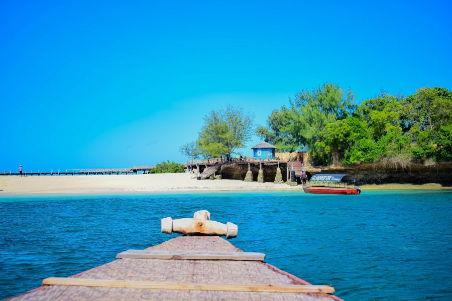 Discover Zanzibar in 6 Days 5 Nights 